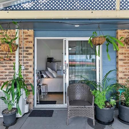 The Brick Batch - Holiday Unit! Bellara Ngoại thất bức ảnh